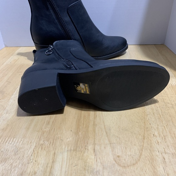 CITY CLASSIFIED TROOP-S ZIPPER HIGH FRONT SHORT HEEL ANKLE BOOTIES Black SZ 8 - Picture 5 of 8